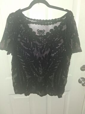 Black Lace Overlay Short Sleeve Women’s Top